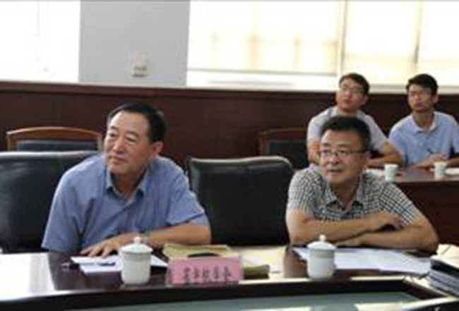 省宇航學(xué)會(huì)副秘書長(zhǎng)孫鳳周、研究員張冠華